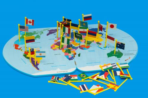 Քարտեզ և դրոշներ