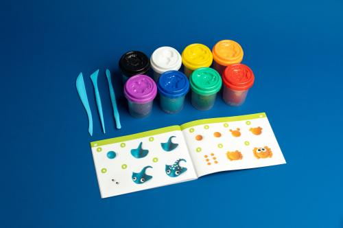 Plasticine with a guide instruction, 8 color containers, 530g